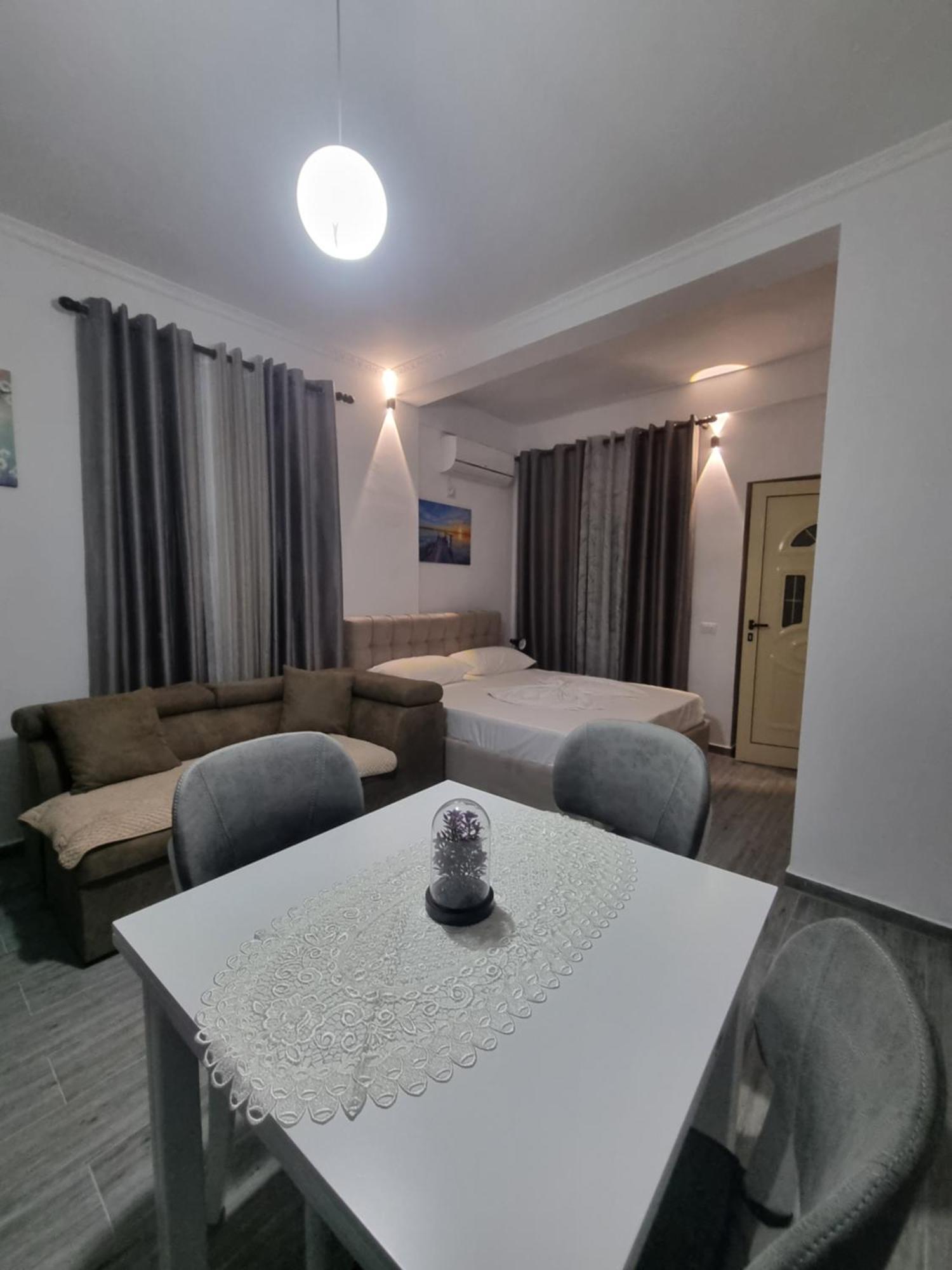 Vila Megi-Rent Room Vlorë Habitación foto